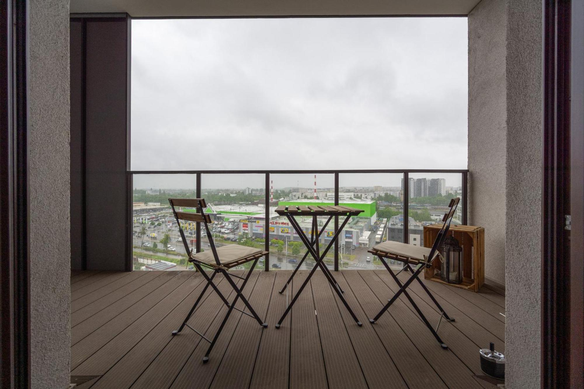 Comfortable Apartment Krakowska Wroclaw With Free Parking By Noclegi Renters Exterior photo